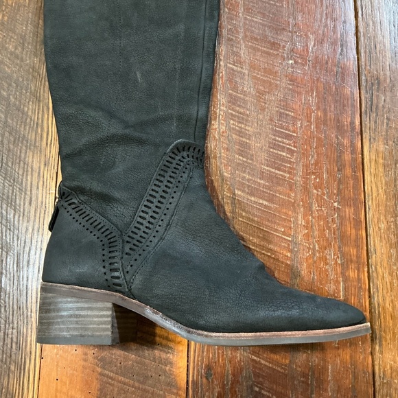 Vince Camuto Karinda Over The Knee Suede Boots Women’s Size 6 Black - Picture 9 of 15